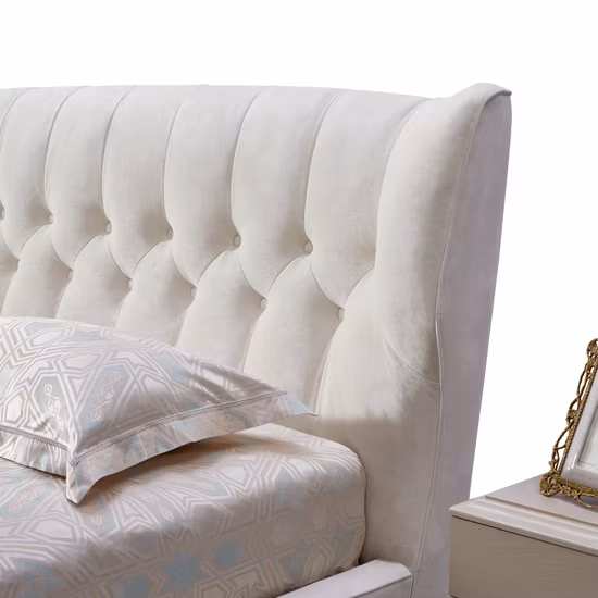 Home Furniture High Quality Modern Design Villa Fabric King Size Bed